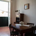 Il Marchese Del Grillo Daire