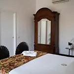 Il Marchese Del Grillo * Tropea