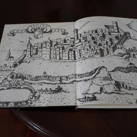 Il Marchese Del Grillo