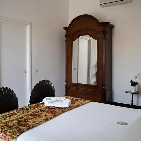 Il Marchese Del Grillo * Tropea