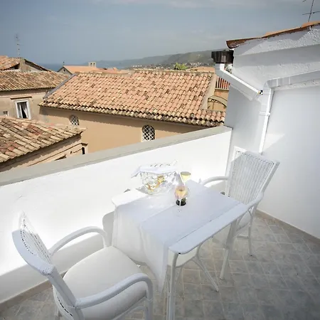 Il Marchese Del Grillo Tropea