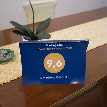 Il Marchese Del Grillo * טרופאה