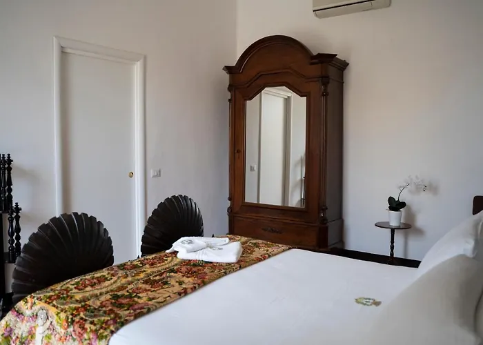 Il Marchese Del Grillo * Tropea